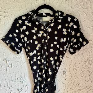 Cynthia Rowley Daisy Print Black Floral Shirt Cottagecore Button Front Size 12